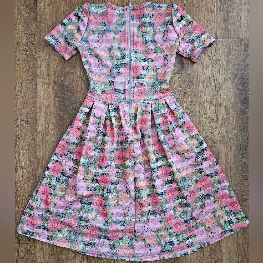Pink Floral Midi Dress - Picture 11 of 13